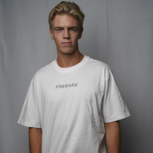 Forgiven T-shirt (Oversized)